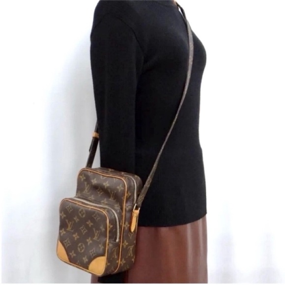 Authenticated Louis Vuitton Amazon Crossbody Shoulder Bag Tote Purse - Picture 4 of 14